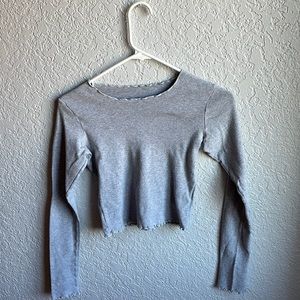 One-size Brandy Melville ruffled cropped long sleeve